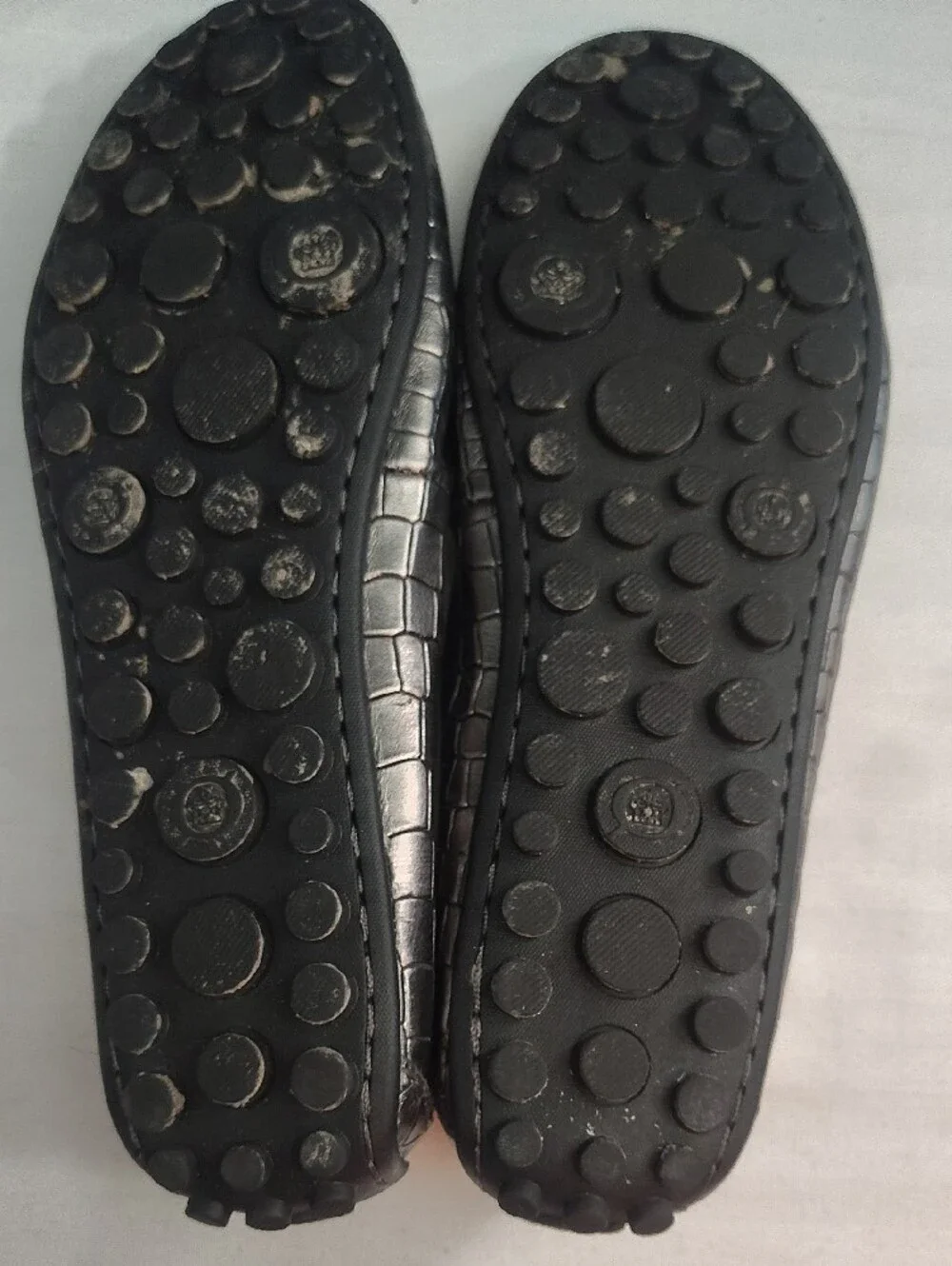 Born Malena Metallic Pewter Croc Leather Driving Loafers Size 8.5